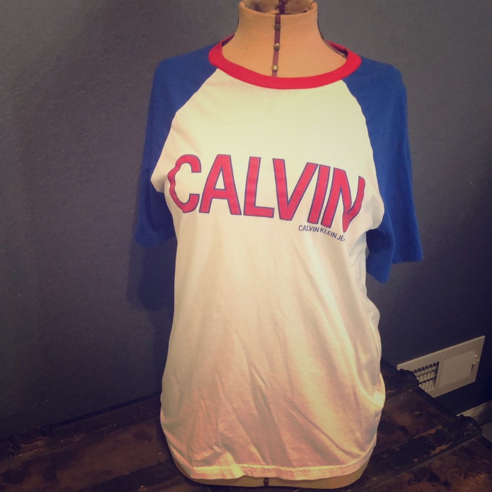 Tee shirt